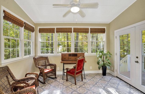 Cary Cottage | NO CLEANING FEE! - Longer Stay Discounts! Backyard Chickens!