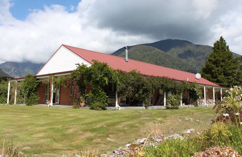 Fox Glacier House | NO LONGER AVAILABLE