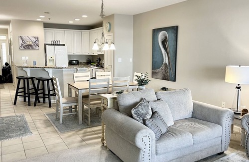 Crisfield Condo | No longer taking reservations at this time. Our apologies.