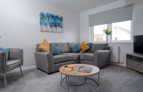 Aviemore Apartment | No2 Bynack House - an apartment that sleeps 4 guests in 2 bedrooms