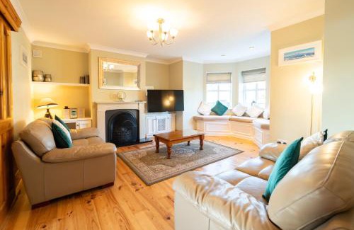 Dingle House | no9 Ard Na Mara