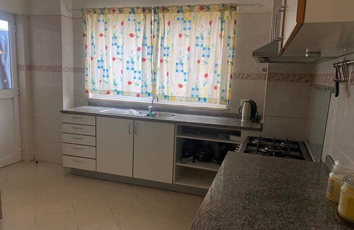 Praia Condo | Noble area of Praia. Prestigious condominium. Close to beach,.
