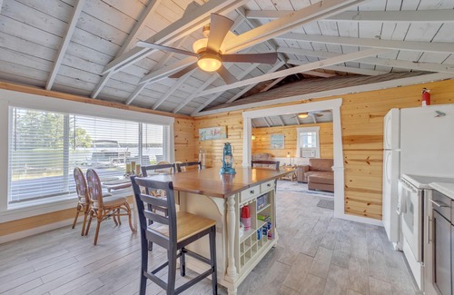 Kalkaska Cottage | Noble Cottage :Fall Foliage & Cozy Campfires – Your Autumn Escape!