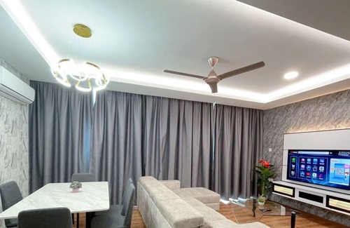 Kuching Apartment | Noble Viva Jazz 1 Premium Homestay @ Vivacity Megamall, Kuching, Sarawak.