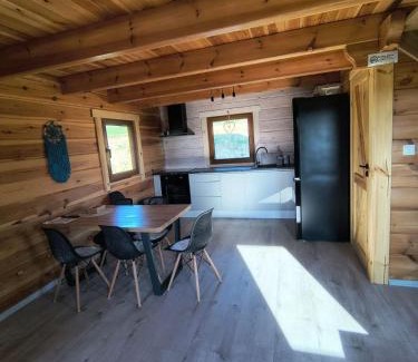 Zagorz House | Noclegi Bieszczady, Domek na Bani 2