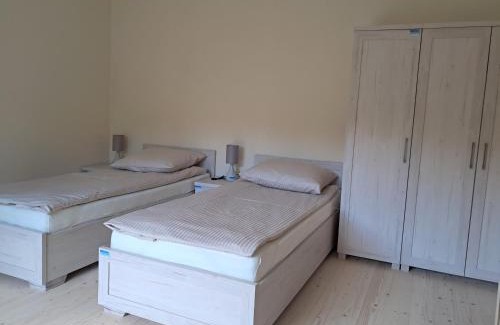 Lochowo House | Noclegi Pod Dębem, Pulandia Brzózki