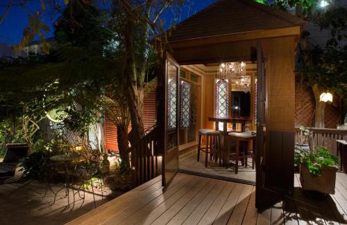 La Lengua Bed & Breakfast | Noe's Nest Bed and Breakfast