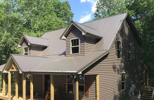 Bee Spring House | Nolin Lake Mammoth Cave Nat'l Park Escape