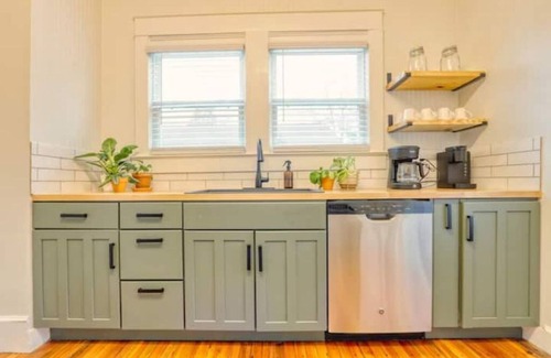 Columbia House | NoMa Green House