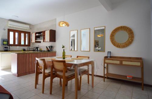Florianopolis Apartment | Nomad Mole - Praia Mole Beachfront Condo