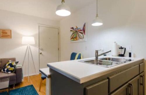 Allandale Apartment | Nomad Studio l 12-Min to DT l 5-Min to Domain l TV