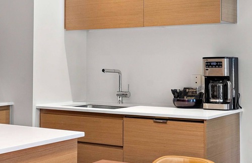 Old Montreal Apartment | Nomade MTL, Old MTL, Luxury 2BD 2BA, St Jacques