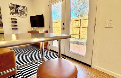 Athens Apartment | Nomehaus Shipping Container Studio in Athens, GA Unique Private Artsy Modern UGA