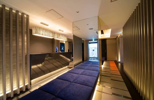 Nishinomiya Hotel | Nonsmoking Deluxe Room with bath and toilet /Nishinomiya Hyōgo