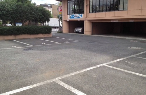 Higashimurayama Hotel | Nonsmoking Double Parking Separate fee 550 yen per car tax included/Higashimurayama Tokyo