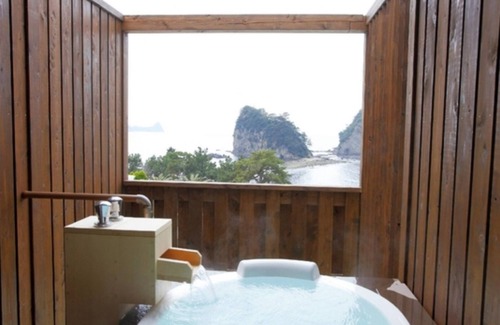 Nishina Hotel | Nonsmoking Ocean view openair bath Japanesestyle room 10 tatami mats Two meals included/Kamo-gun Shizuoka
