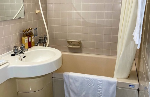 Ichihara Hotel | Nonsmoking Room only Twin Room B Perfect for b/Ichihara Chiba