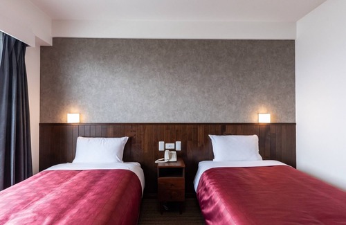 Hatsukaichi Hotel | Nonsmoking Westernstyle deluxe twin room Room/Hatsukaichi Hiroshima