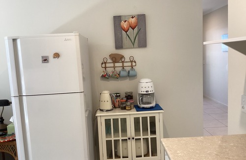 Peregian Beach House | Noosa/Coolum 2 Bedroom s/contained studio apartment