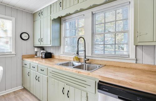 Norcross House | Norcross Adventure 2B Perfect for Group Trips