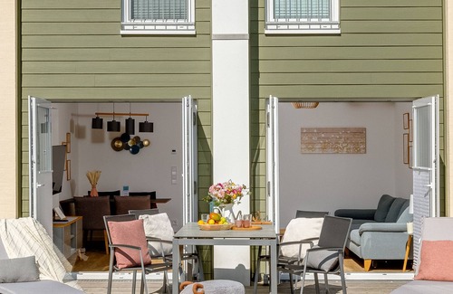 Busum House | Nordic Lodge Büsum - terrace, fireplace, close to the beach and the North Sea