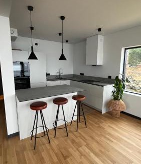 Ulvsvag House | Nordic Waterside Escape