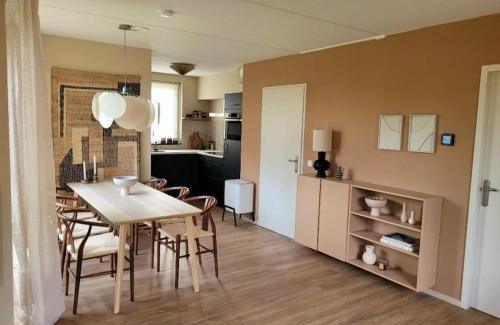 Ewijk House | Nordic Zen Wellness met hottub & sauna