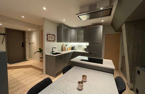 Bergen City Centre Condo | Nordnes - Amazing view of Bryggen! Renovated 2021.
