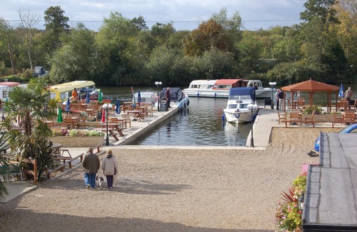 Horning Apartment | Norfolk Broads Self Catering Holiday Home in the Heart of Horning.