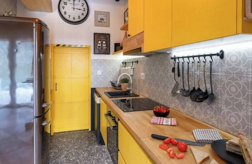 Zrnovnica Villa | Normabel relaxing house with heated pool and sauna