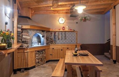 Zrnovnica Villa | Normabel relaxing house with heated pool and sauna