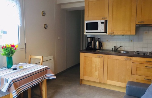 Rouxmesnil-Bouteilles Apartment | Normandy cottage for 2 people 5 min from Dieppe