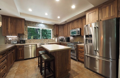 Twain Harte Cabin | NORSE HUS in Twain Harte: Large Multi-Family Mountain Home in the Sierra Mtns.