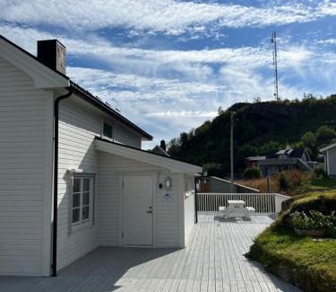 Stamsund House | NorSpan Lodge - Lofoten with Seaview