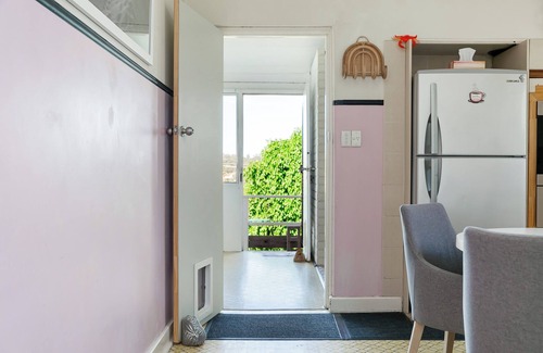 North Beach House | North Beach Cottage by Swan BnB Management