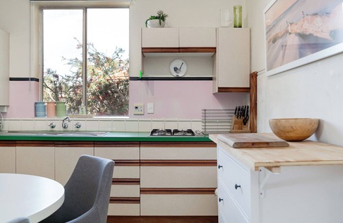 North Beach House | North Beach Cottage by Swan BnB Management