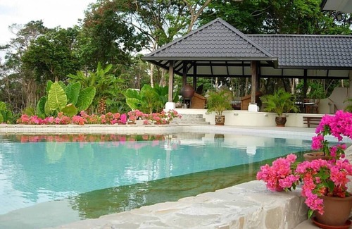 Kudat Villa | North Borneo Malaysian Beach Villa with 3 Bedroom Suites & Swimming Pool