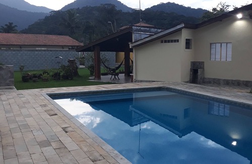 Caraguatatuba House | North Coast 600 meters Cocanha Beach Caraguatatuba