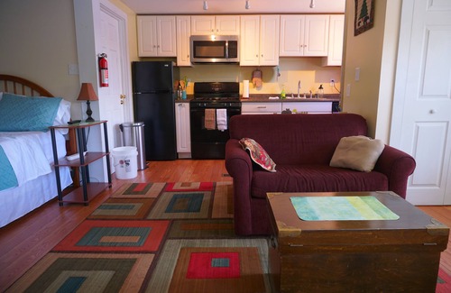 Whitefield Apartment | North Country Lake House - Bear
