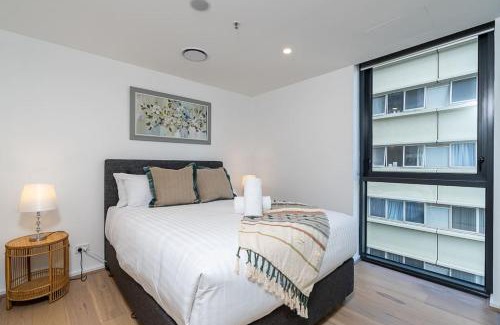 City East Apartment | North-Facing APT 3 min to Canberra Times Fountain - Hosted by CanStay