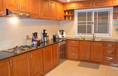 Thep Kasattri Villa | North of the island, 8 min from Thanyapura, Beautiful villa with swimming pool