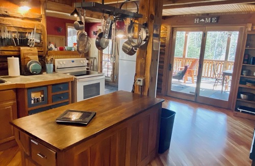 French River House | North Shore Timber Home! Minutes To Town! Acres of Privacy! HUNTERS INQUIRE!