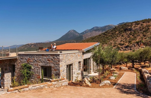 Lefktron Villa | North Villa Alisseos