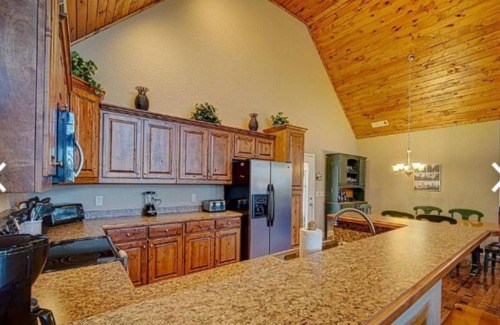 Clayton House | Northeast GA - Mountain & Golf Course Views - Kingwood Resort - Built 2009