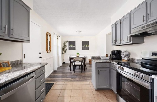 Northern Woods House | Northern Peak: Cozy and Welcoming 3BR, 1.5BA