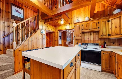 Minocqua House | Northern View - Private Docking on Lake Minocqua