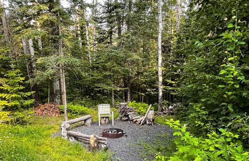 Herbster Cabin | Northwoods Cabin - private beach access
