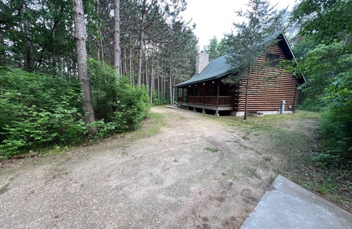 Babcock Cabin | Northwoods Hideaway – Near Lake, Trails, Fireplace & Fire Pit for Year-Round Fun