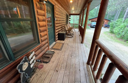 Babcock Cabin | Northwoods Hideaway – Near Lake, Trails, Fireplace & Fire Pit for Year-Round Fun