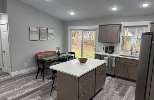 Norton Shores House | Norton Shores Retreat: Stylish Comfort in the Heart of the City